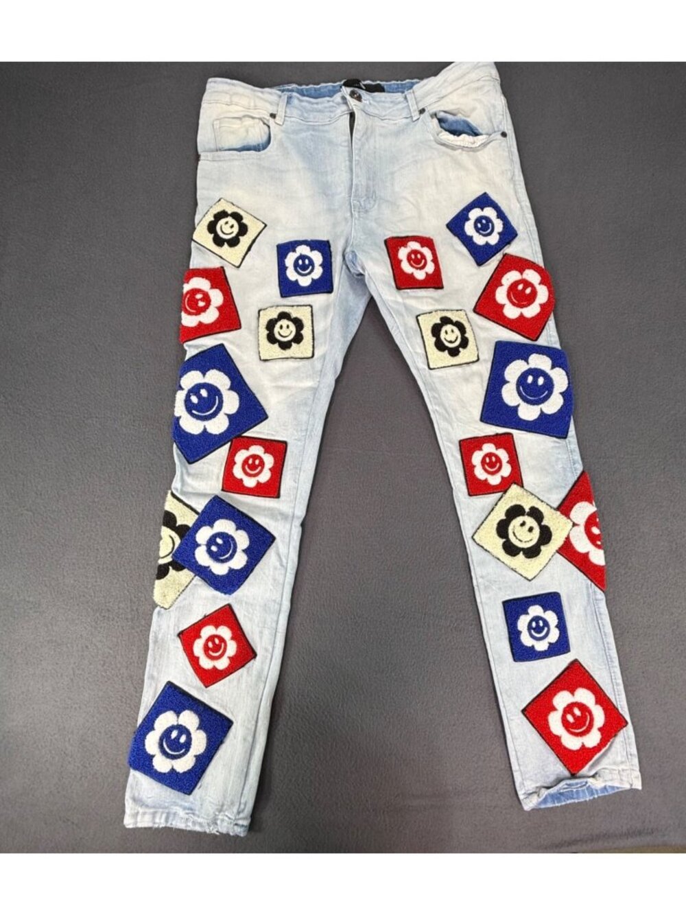 FOCUS CHENILLE JEANS MULTI PATCH MULTI COLORS Mens/Youth Size 38X32